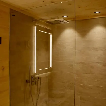Delightful Deluxe Chalet With Amazing Alps View سشونريد