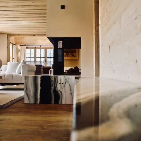 Delightful Deluxe Chalet With Amazing Alps View بيت للعطل *