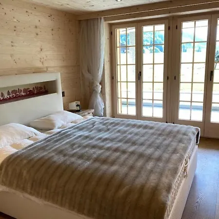 Delightful Deluxe Chalet With Amazing Alps View