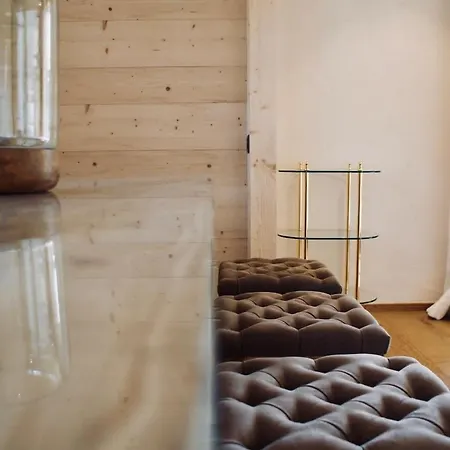 بيت للعطل Delightful Deluxe Chalet With Amazing Alps View سشونريد