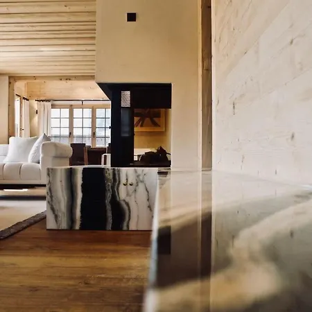 Delightful Deluxe Chalet With Amazing Alps View بيت للعطل